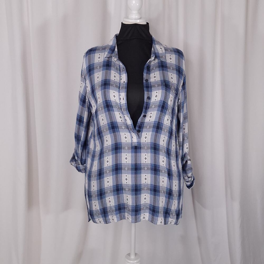 Cato Women’s Large Top Blue White Plaid Embroidered Popover Tunic Casual Boho
